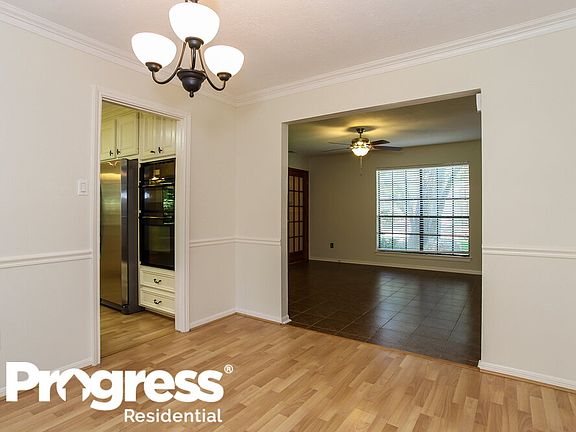 5th image of 3134 Lake Stream Dr