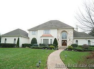 744 Jeffrey Rd, Moorestown, NJ 08057