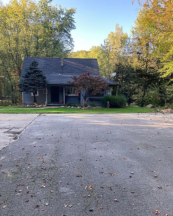 1st image of 3455 W 96th St