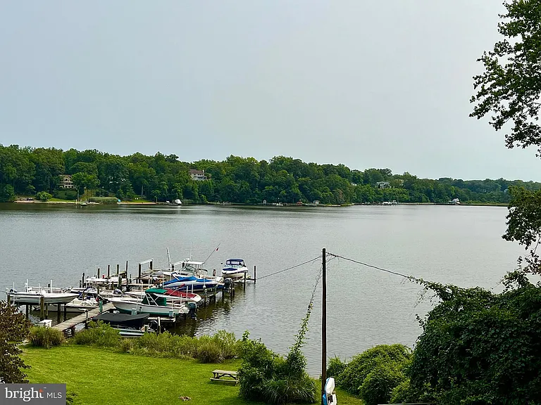 504 Walnut Dr — Photo 37