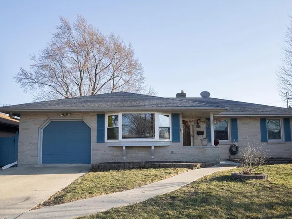 3793 South Massachusetts AVENUE, Milwaukee, WI 53220