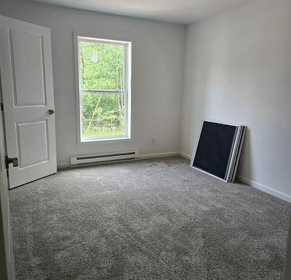 41 Hull Dr — Photo 3