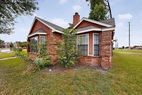 1700 Wheatfield Dr Photo 1 1700 Wheatfield Dr Photo 1
