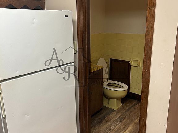 4th image of 2104 S Broadway St APT A-6