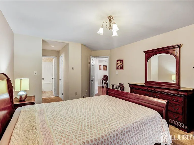 38 Rutland Ln #C — Photo 10