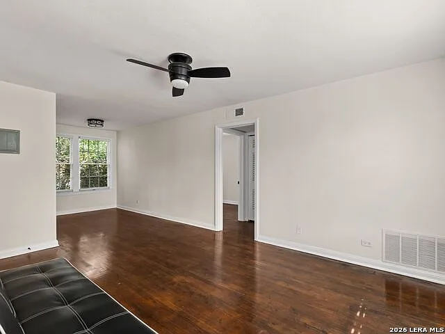 204 E Rosewood Ave #1 — Photo 25