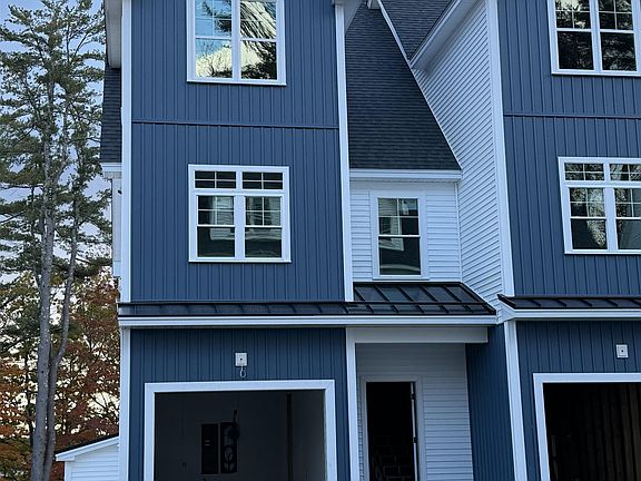 3rd image of 60 White Oaks Road #11