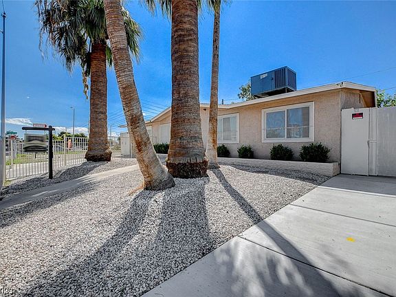 4th image of 1016 Monticello Dr