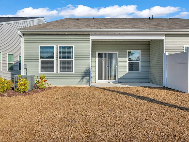 246 Arnette Dr — Photo 17