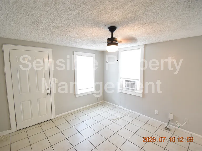 1156 Sunset Point Rd #A — Photo 4