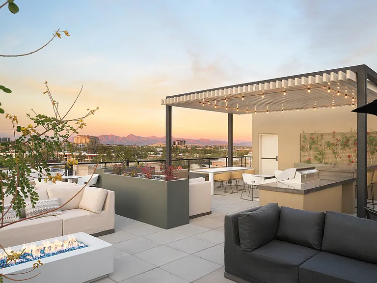 Scottsdale on Main — Photo 14