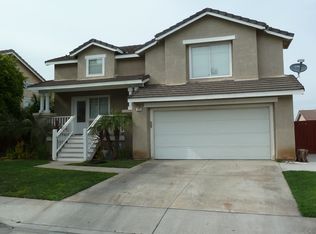 717 Viewtop Ln, Corona, CA 92881