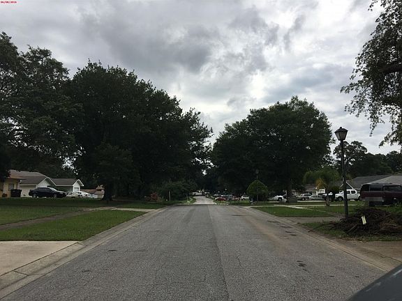 4th image of 7128 Blue Earth Ct