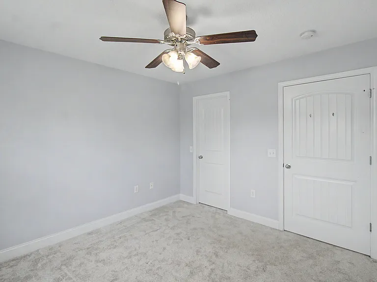 151 Lincoln Way NE — Photo 29