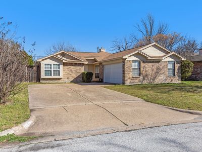425 Betsy Ross Dr, Arlington, TX, 76002