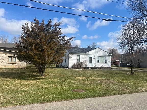 3rd image of 28860 Grayfield Dr