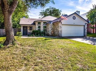 5613 Stone Meadow Ln, Fort Worth, TX 76179