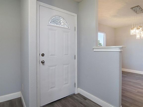 5th image of 720 Glen Garden Dr