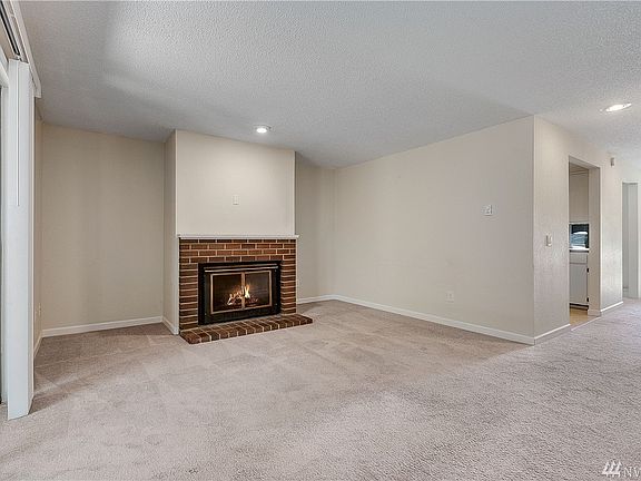 4th image of 4514 176th St SW APT F3