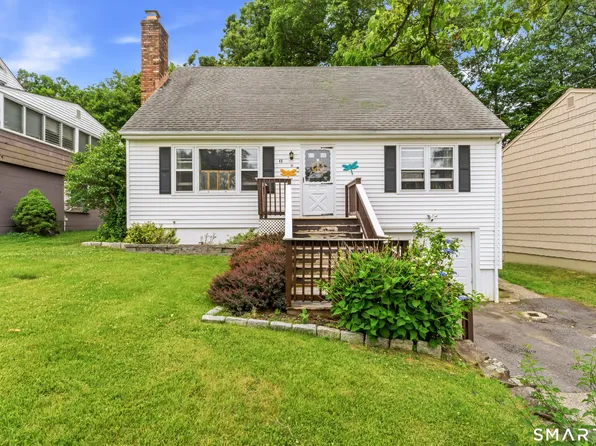 48 Cribbins Avenue, Shelton, CT 06484