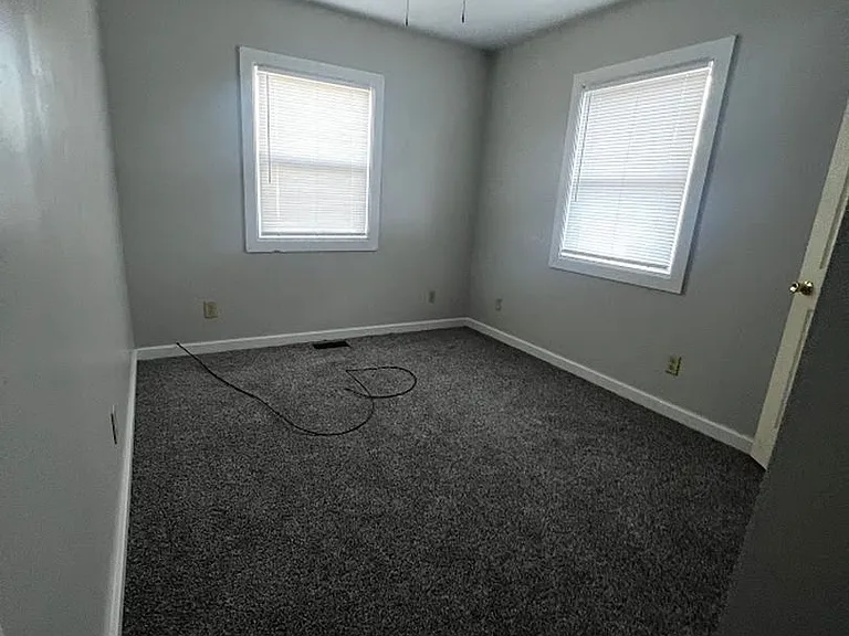 2020 N Glenwood Ave — Photo 4