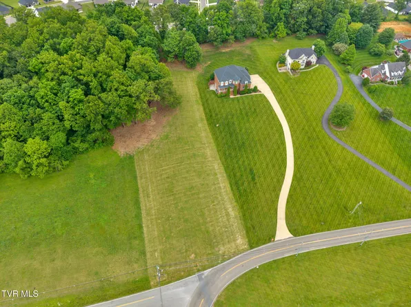 546 Highland Church Rd, Johnson City, TN 37615