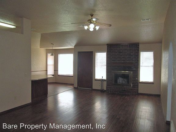3rd image of 417 Crestland Dr