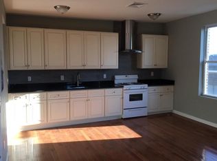 1296 State St, New Haven, CT 06511