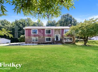 1045 High Ridge Rd, Kernersville, NC 27284