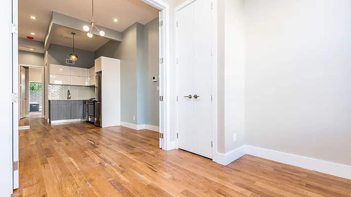 Rented by Nooklyn NYC LLC | media 14