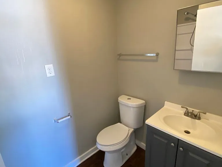452 S Main St — Photo 16