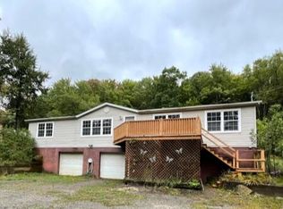 691 Byrnedale Rd, Weedville, PA 15868