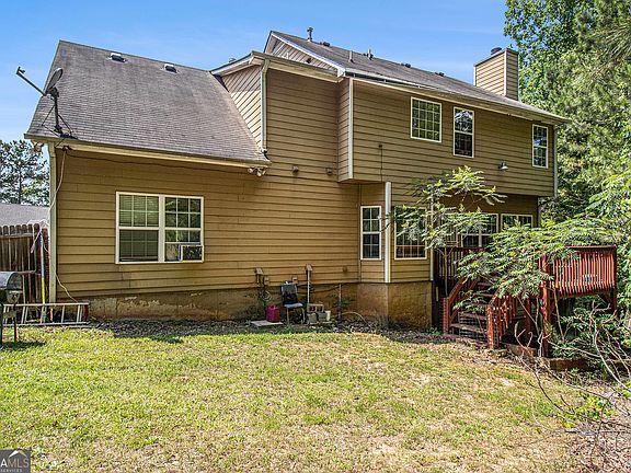 5th image of 474 Boxelder Rd