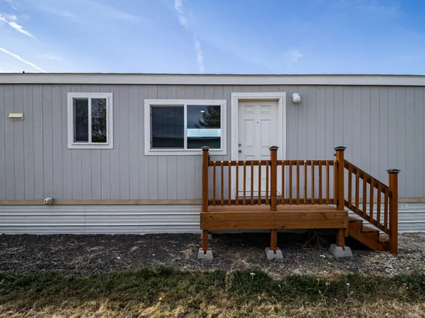 300 S Fir Ave #4, Deer Park, WA 99006