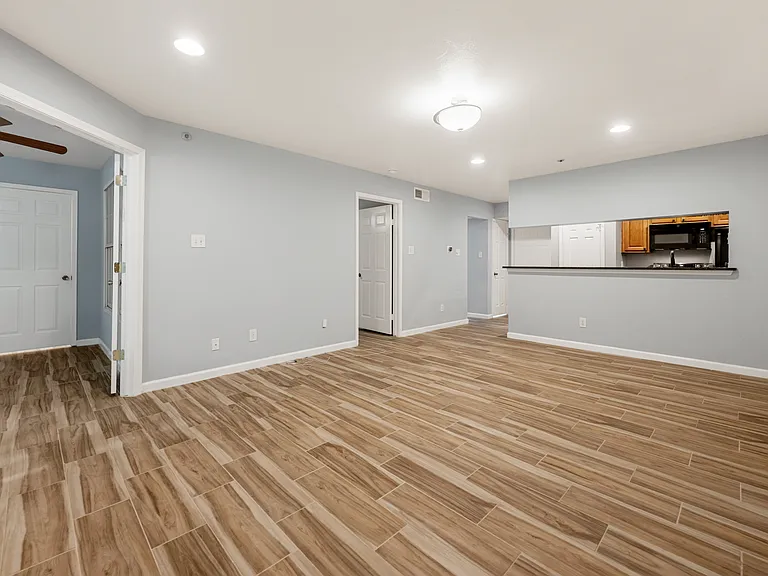 3309 Wyndham Cir #1183 — Photo 6