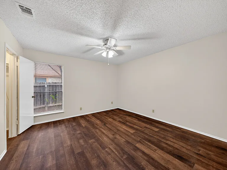 11703 Whisper Valley St — Photo 19