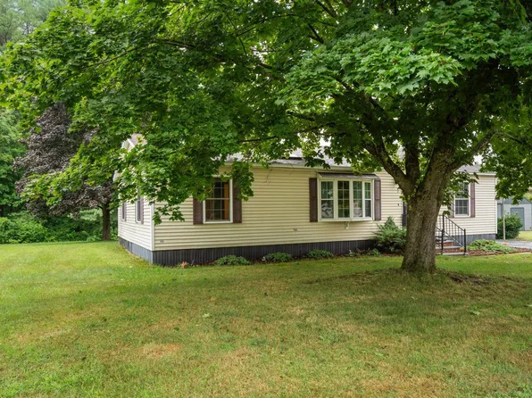 11 Caribbean Lane, Rochester, NH 03867