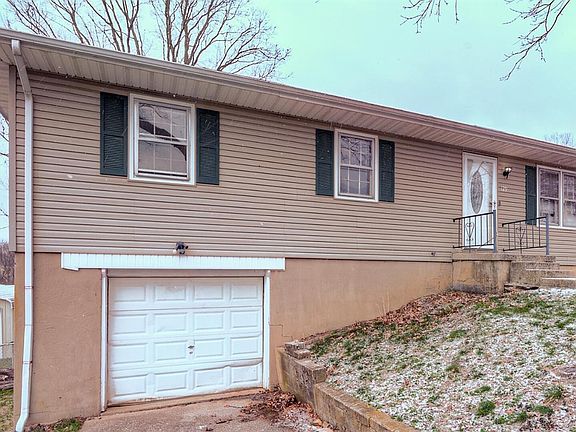 2nd image of 129 Hager Ave