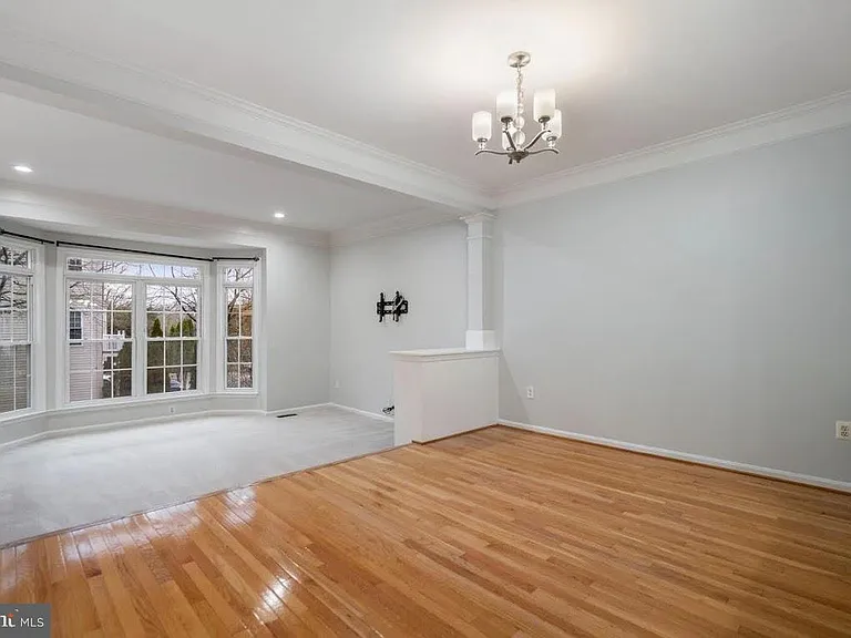 8648 Royal Worcester Ln — Photo 22