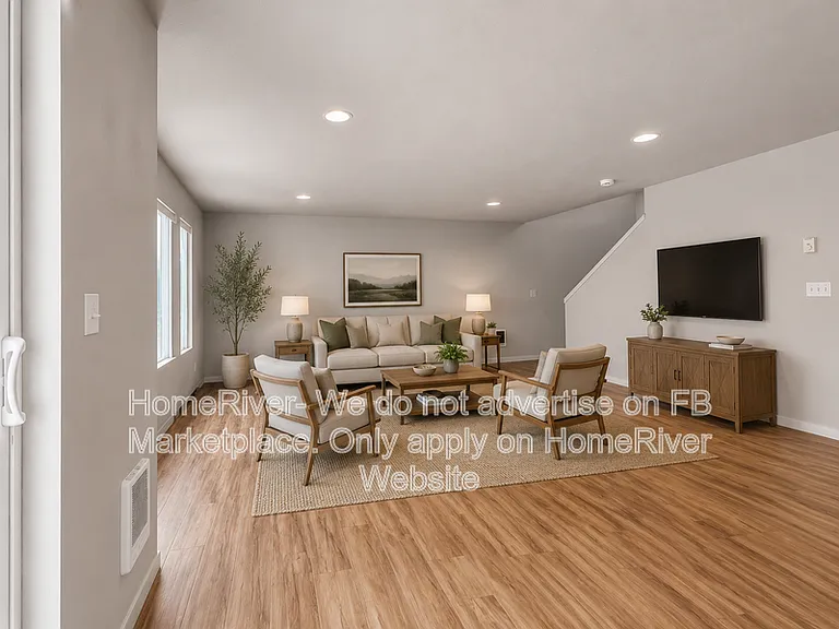 831 S Avalon St — Photo 2