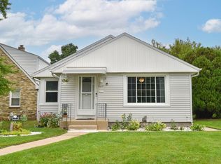 3208 S 30th St, Milwaukee, WI 53215
