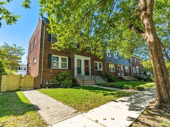 425 E Luray Ave, Alexandria, VA 22301
