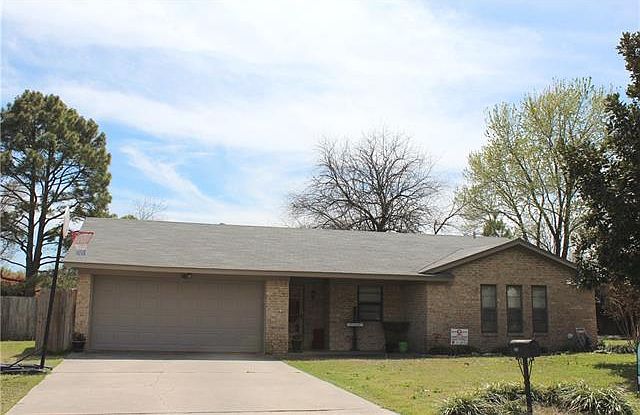 1st image of 2020 Ashland Dr