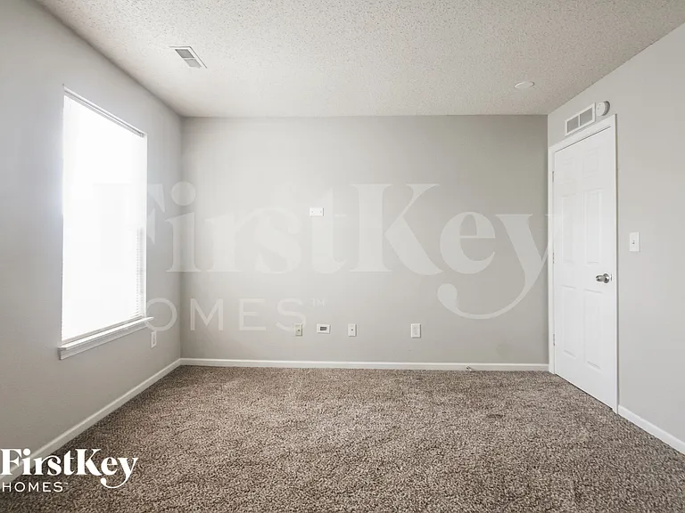 8942 Leffler Ln — Photo 14