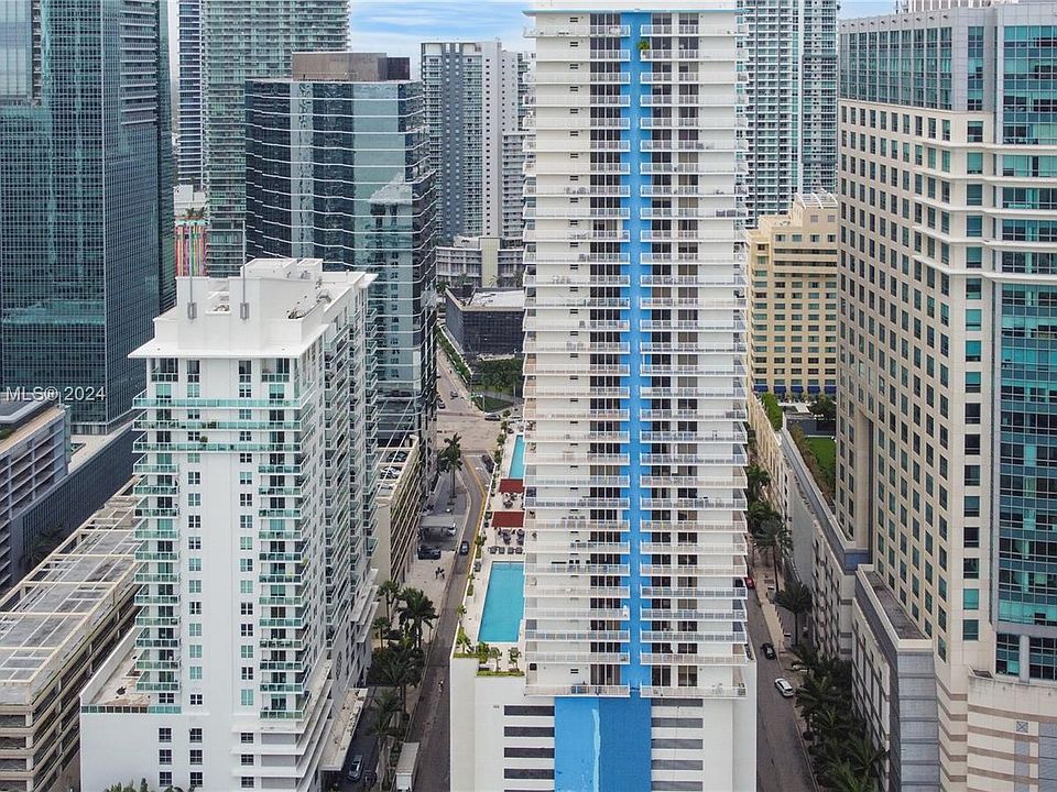 1st image of 1200 Brickell Bay Dr APT 2217