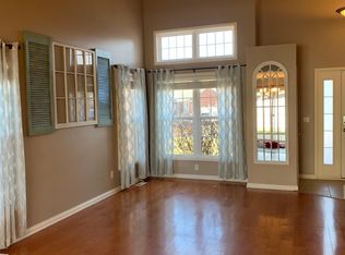 7000 Cottage Ln, Newburgh, IN 47630