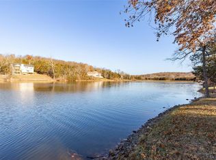10521 Acorn Dr, Hillsboro, MO