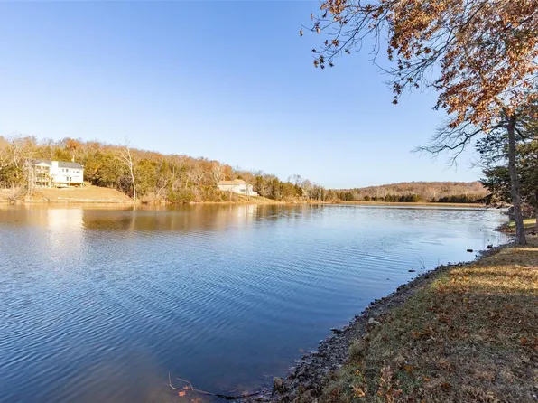 10521 Acorn Dr, Hillsboro, MO 63050