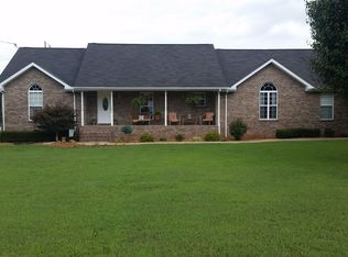 51 Holly Dr, Winchester, TN 37398