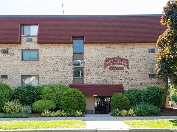 43-51 Albion St #B7, Melrose, MA 02176